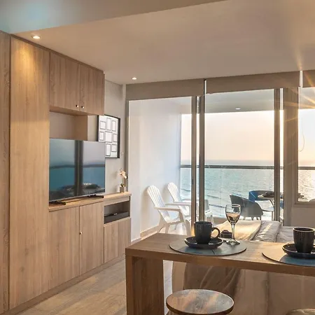 Apartment Cb1319 10min Centro-vista Al Mar-balconpriv *
